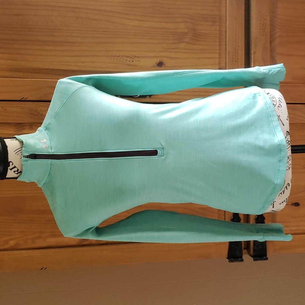 Under Armour cold gear top